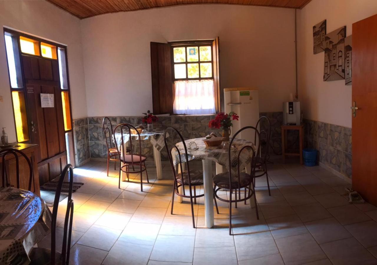 Pousada Recanto Da Vila Pirenopolis Bagian luar foto